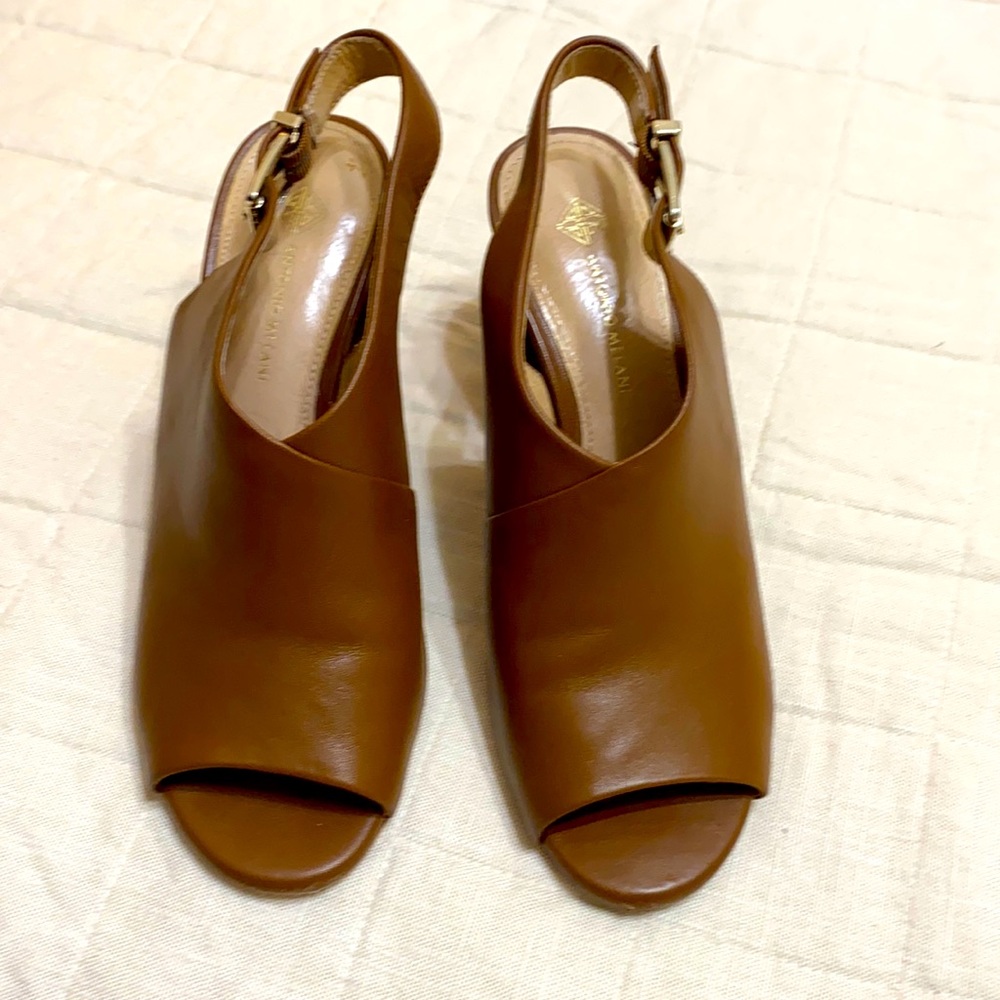 Antonio Melani, size 7, brown sandals
